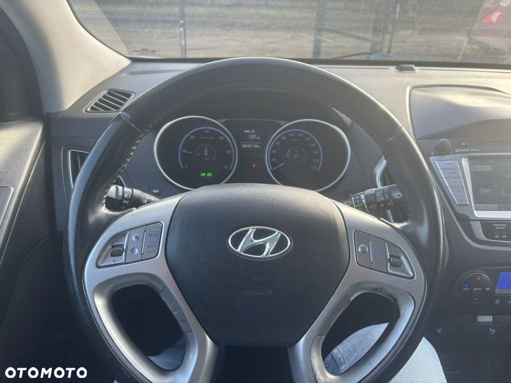 Hyundai ix35 - 17