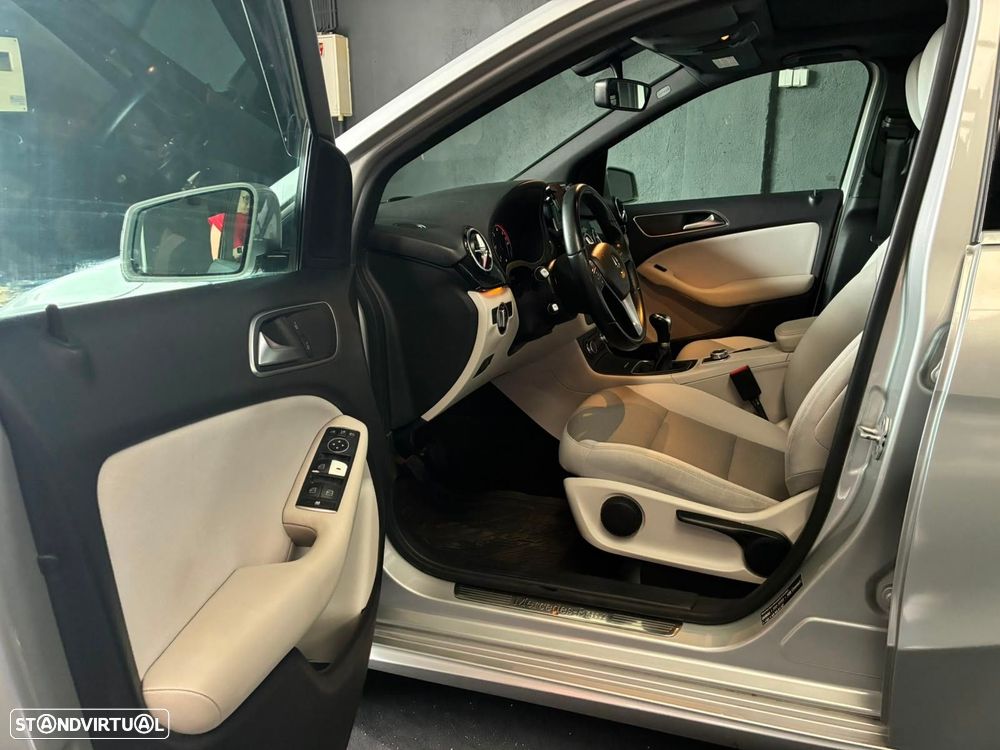 Mercedes-Benz B 180 CDI BlueEFFICIENCY - 15