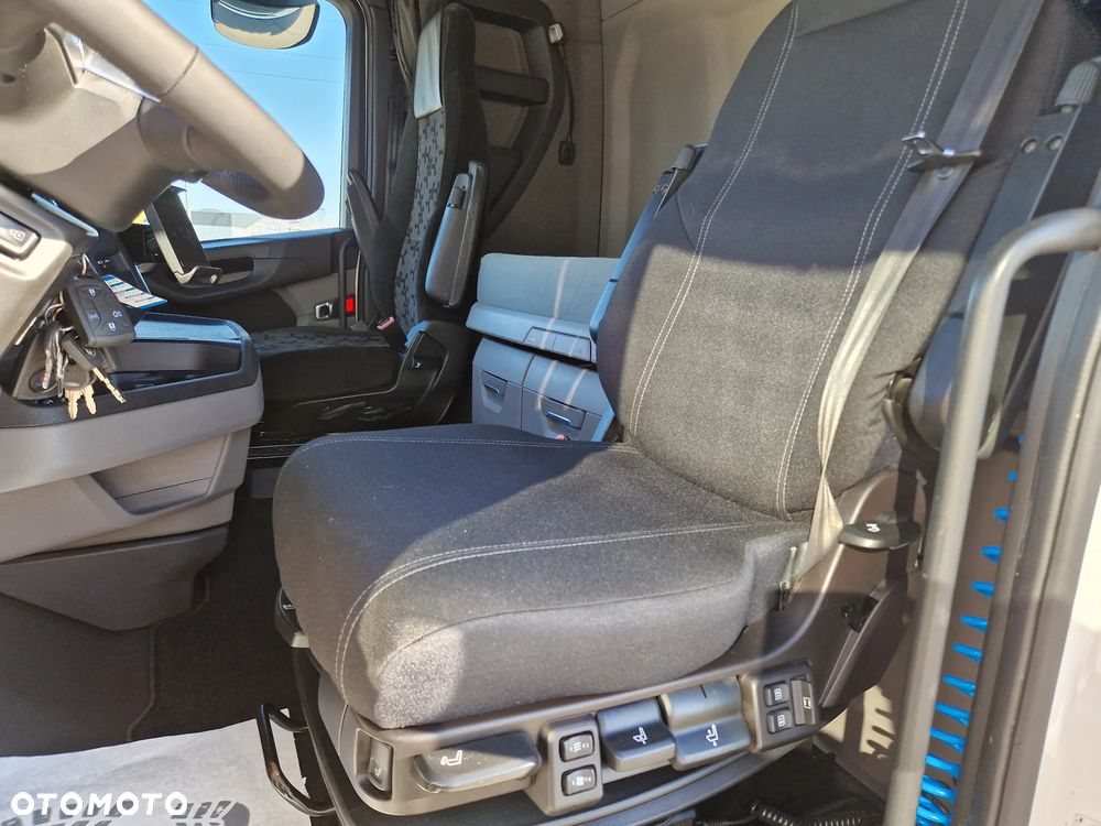 Scania S450/ BAKI 1500L/ ZAWIESZENIE PRZÓD I TYŁ  PODUCHY/ FULL LEDy/ KLIMA POSTOJOWA/ SERWIS NIEMCY - 23