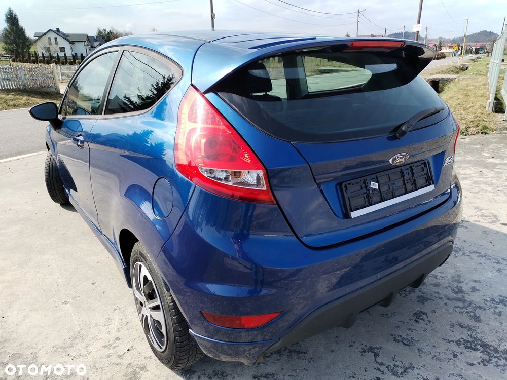 Ford Fiesta - 22