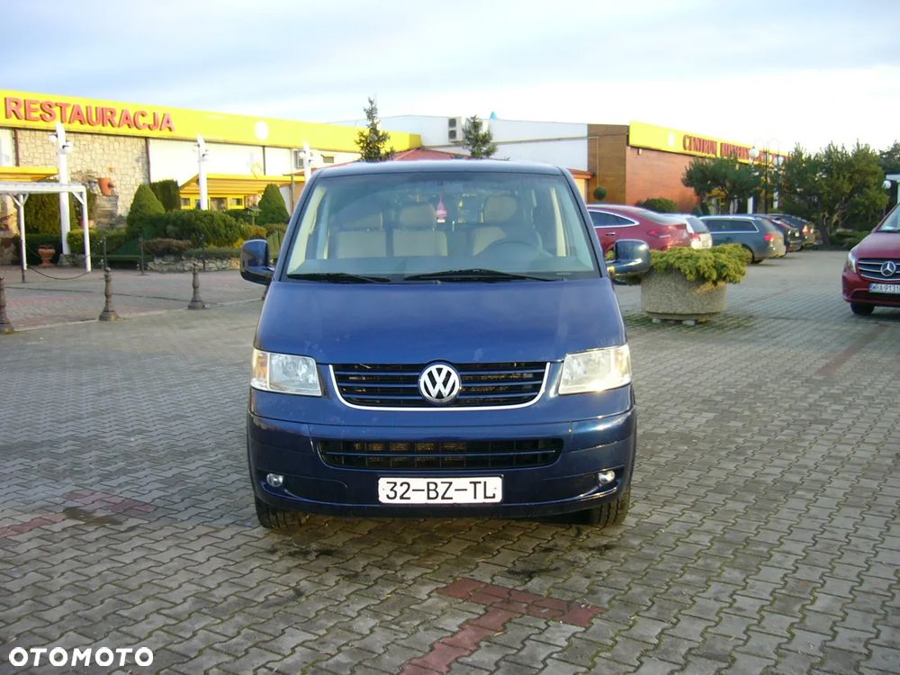 Volkswagen Transporter T5 LONG LIFT 2,5tdi 175 Ps - 2