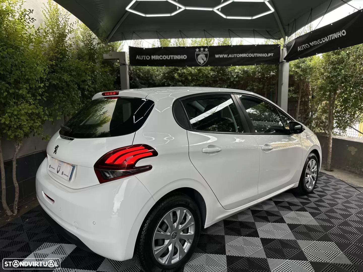 Peugeot 208 1.2 PureTech Active - 5