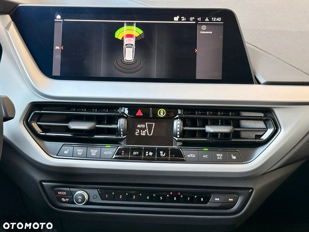 BMW Seria 1 118i Advantage - 22