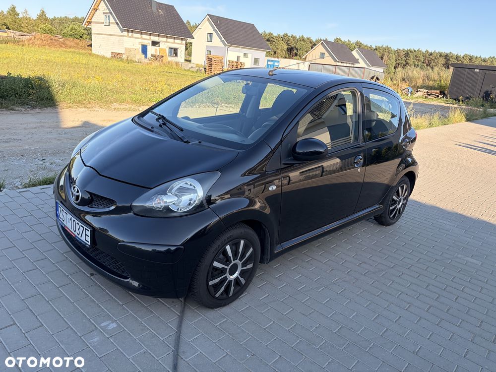 Toyota Aygo - 1
