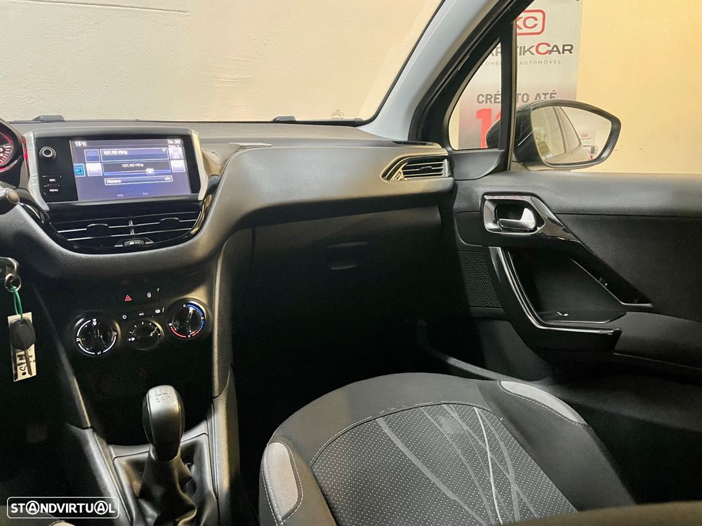 Peugeot 208 1.2 VTi Active - 16