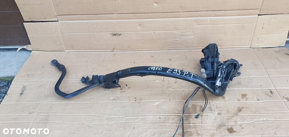 Zawias klapy bagażnika prawy tył BMW E93 Cabrio 1037410 - 3