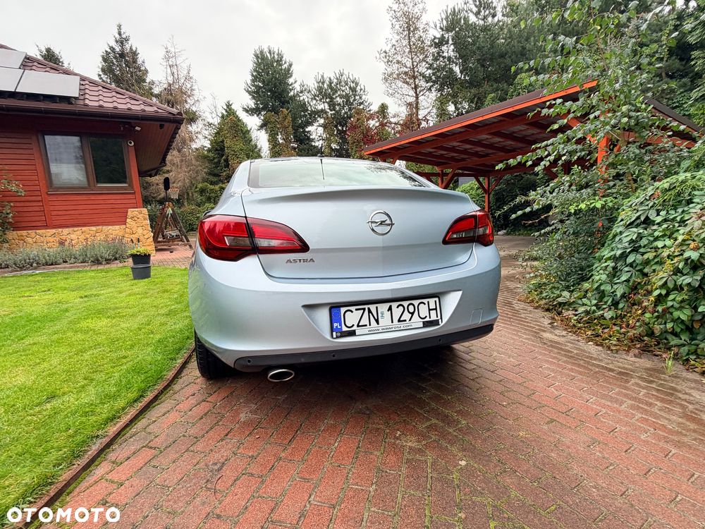 Opel Astra - 12