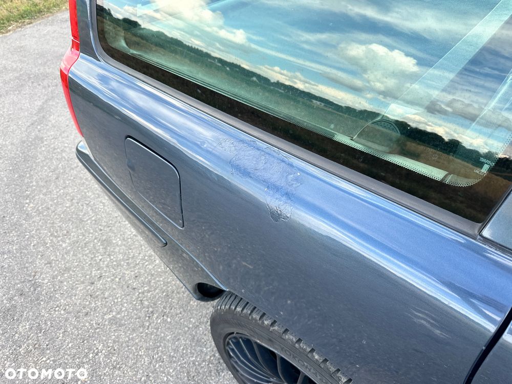 Volvo V70 2.4 Momentum - 25