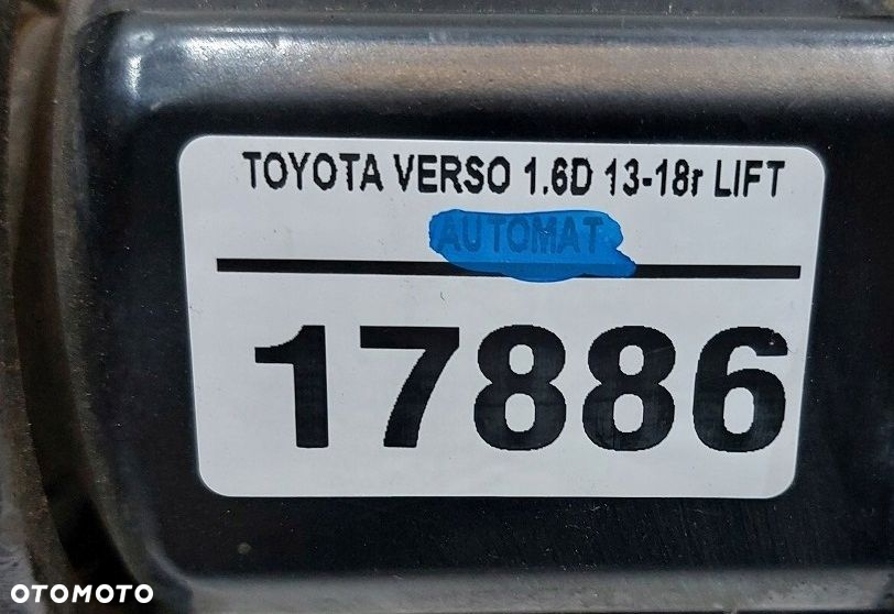 PÓŁOŚ PRAWA PRZEGUB TOYOTA VERSO 1.6 D 14r D4D - 6