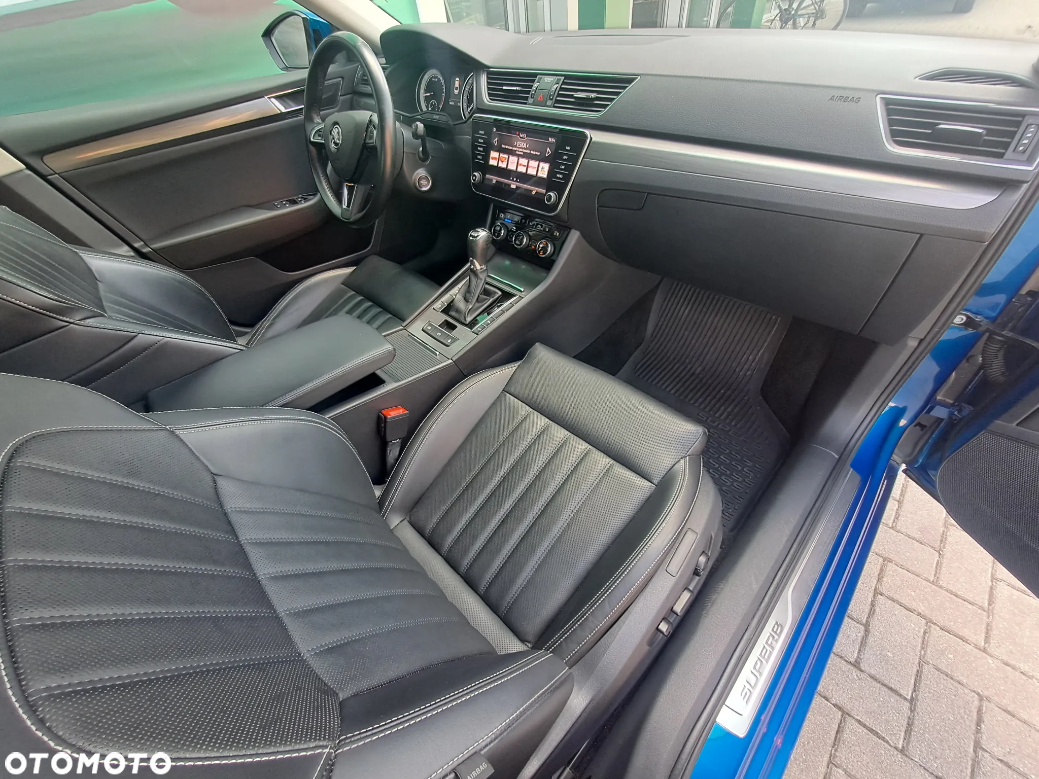 Skoda Superb 2.0 TDI 4x4 Style DSG - 5