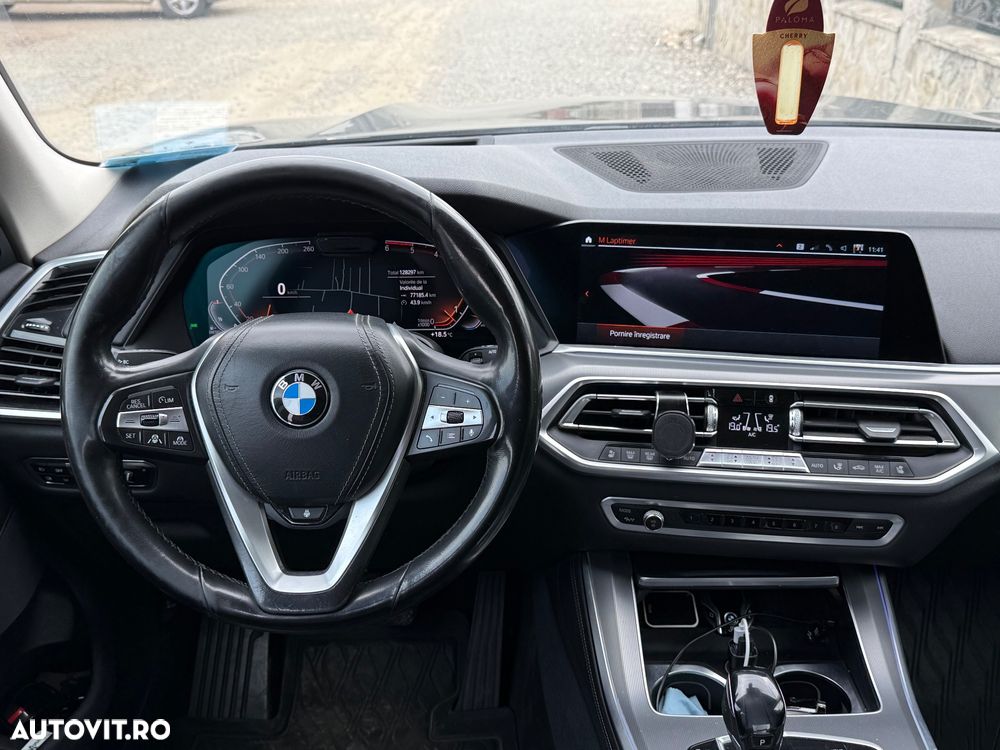 BMW X5 xDrive30d xLine - 33