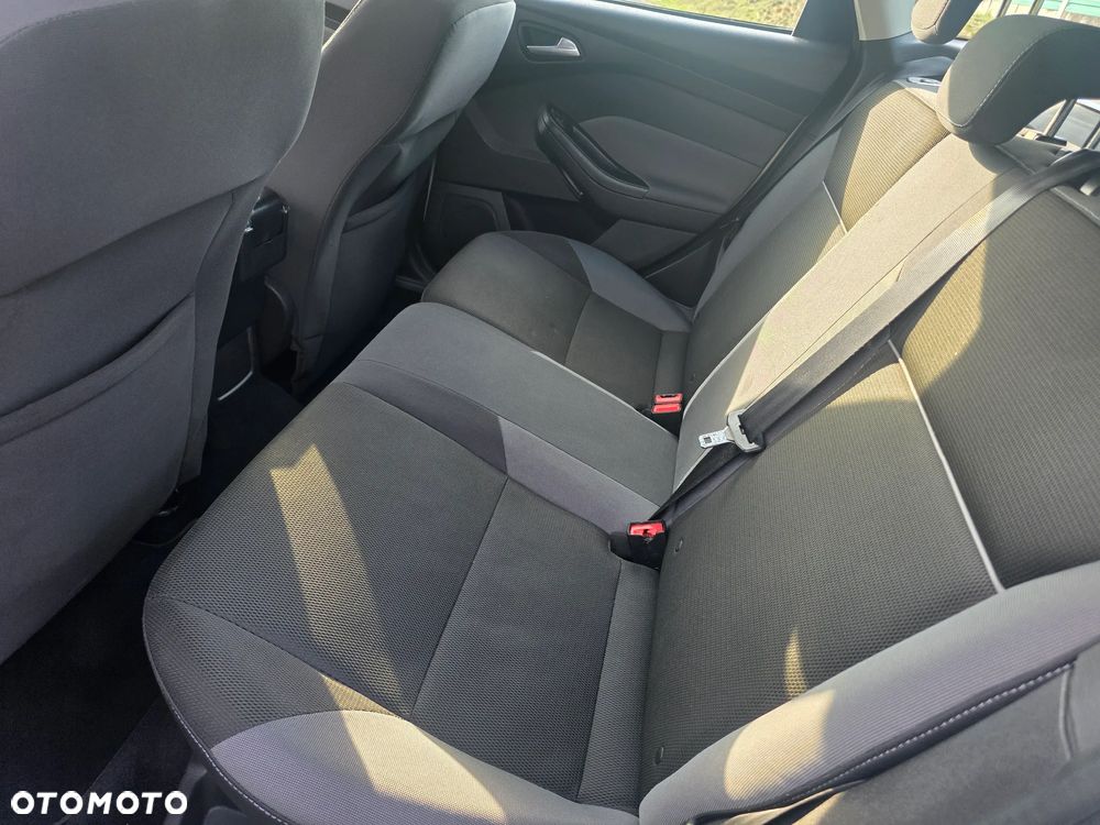 Ford Focus 1.6 TDCi DPF Start-Stopp-System Titanium - 10