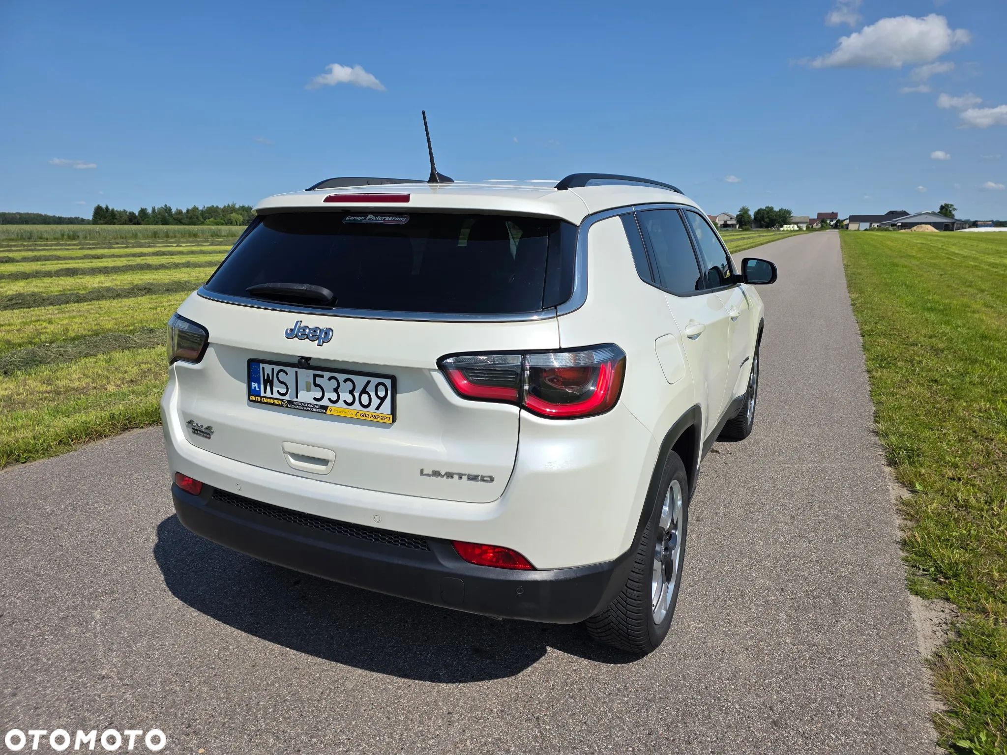 Jeep Compass 2.0 MultiJet Active Drive Automatik Business Line - 4