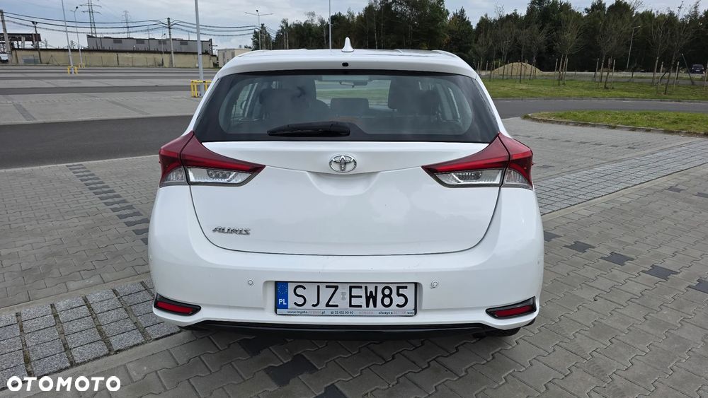 Toyota Auris 1.33 VVT-i Life - 6