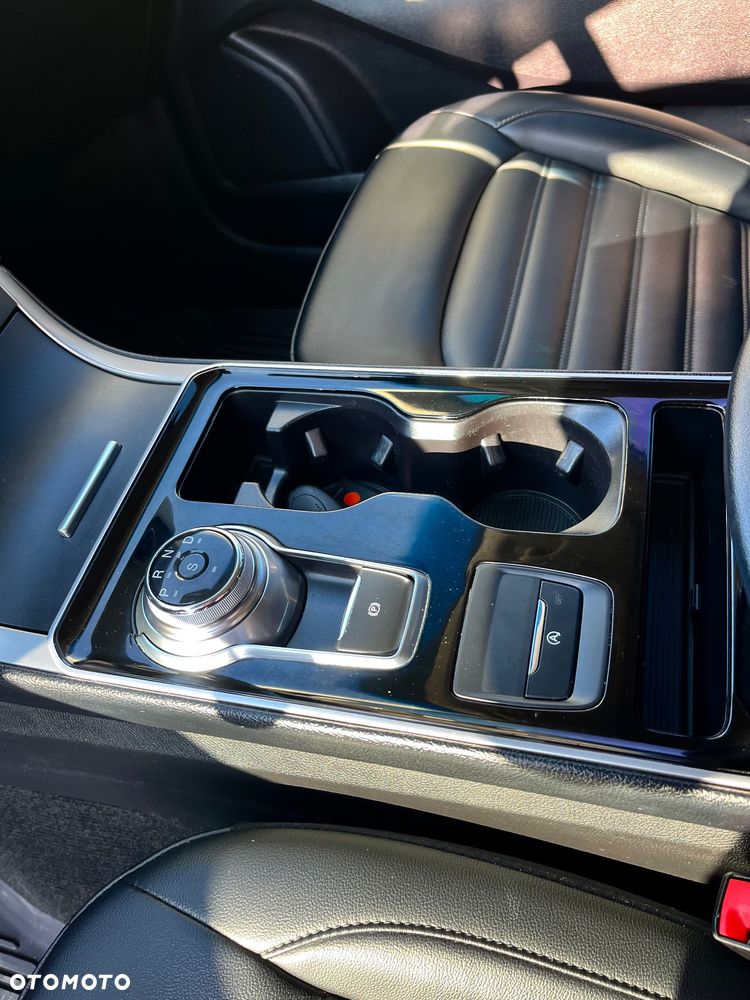 Ford Edge - 26