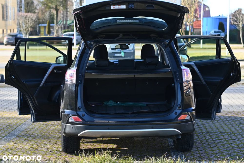 Toyota RAV4 - 5