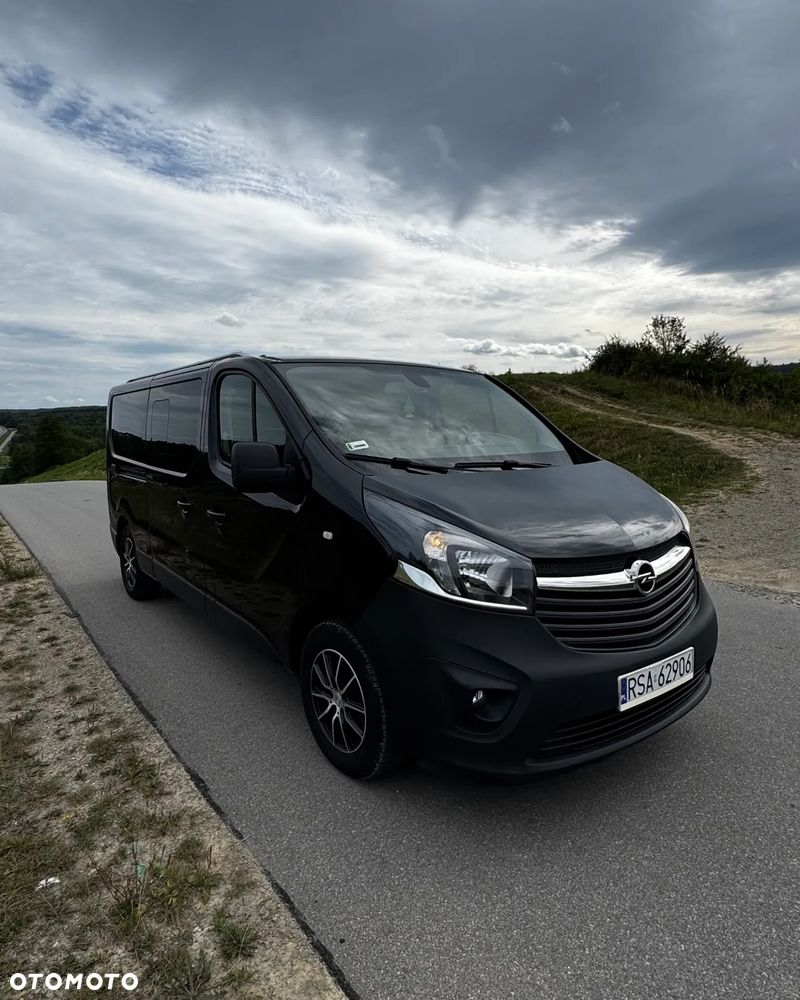 Opel Vivaro - 1