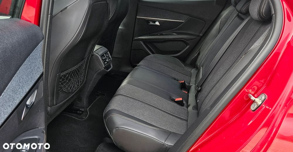 Peugeot 3008 - 8