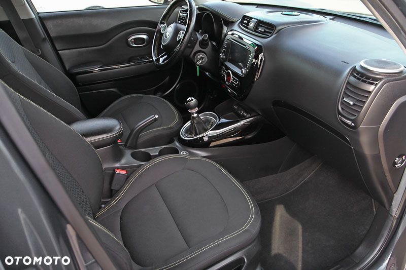 Kia Soul 1.6 GDI Dream Team Edition - 8