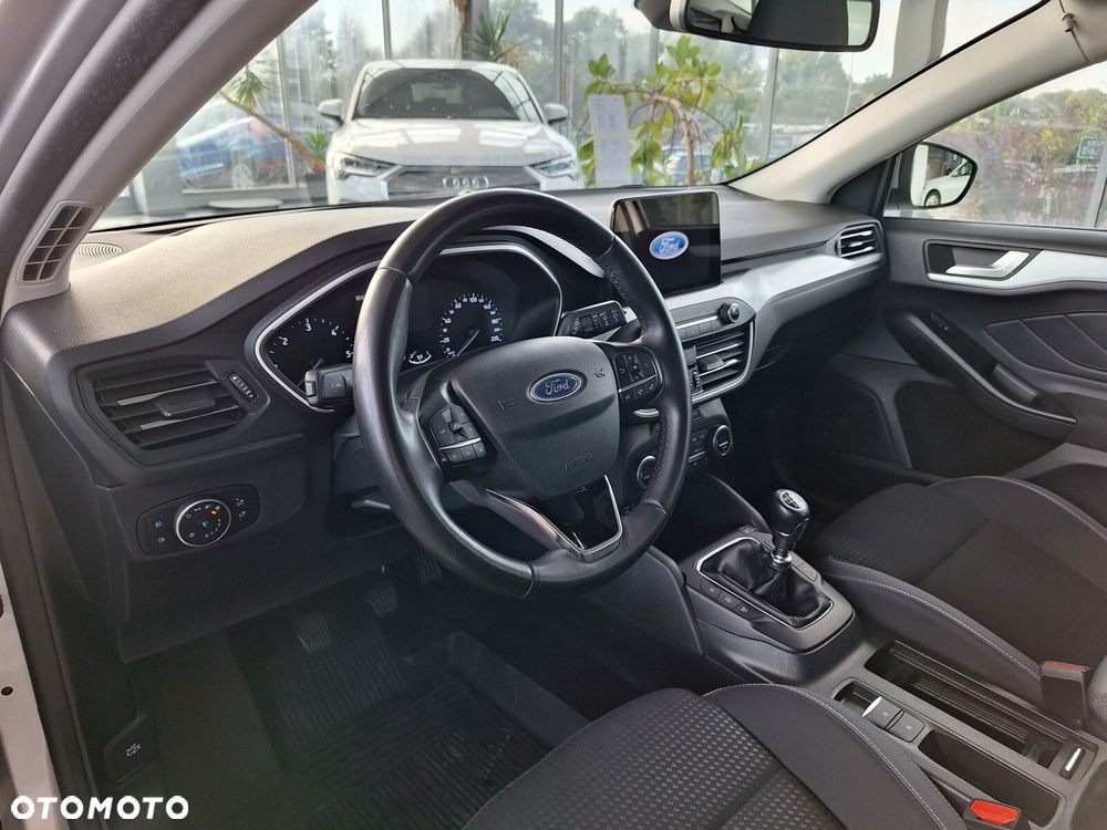 Ford Focus SW 1.5 EcoBlue Connected - 17