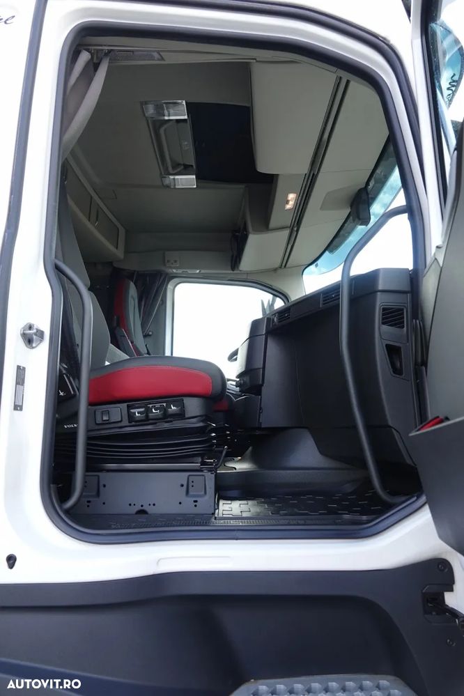 Volvo FH 460 / CABINĂ JOSĂ / 2018 / I-SHIFT / - 32