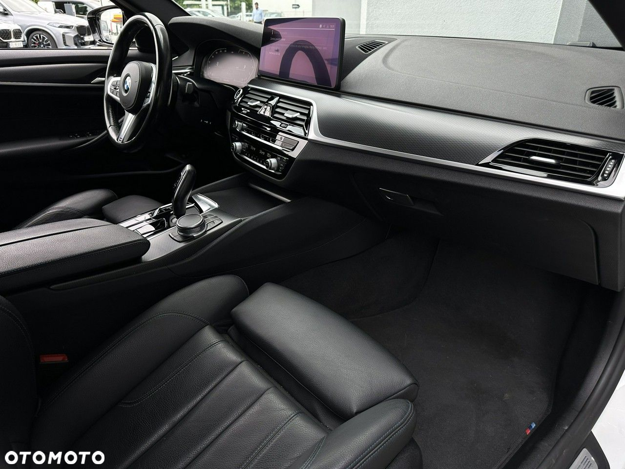 BMW Seria 5 530i xDrive M Sport sport - 17