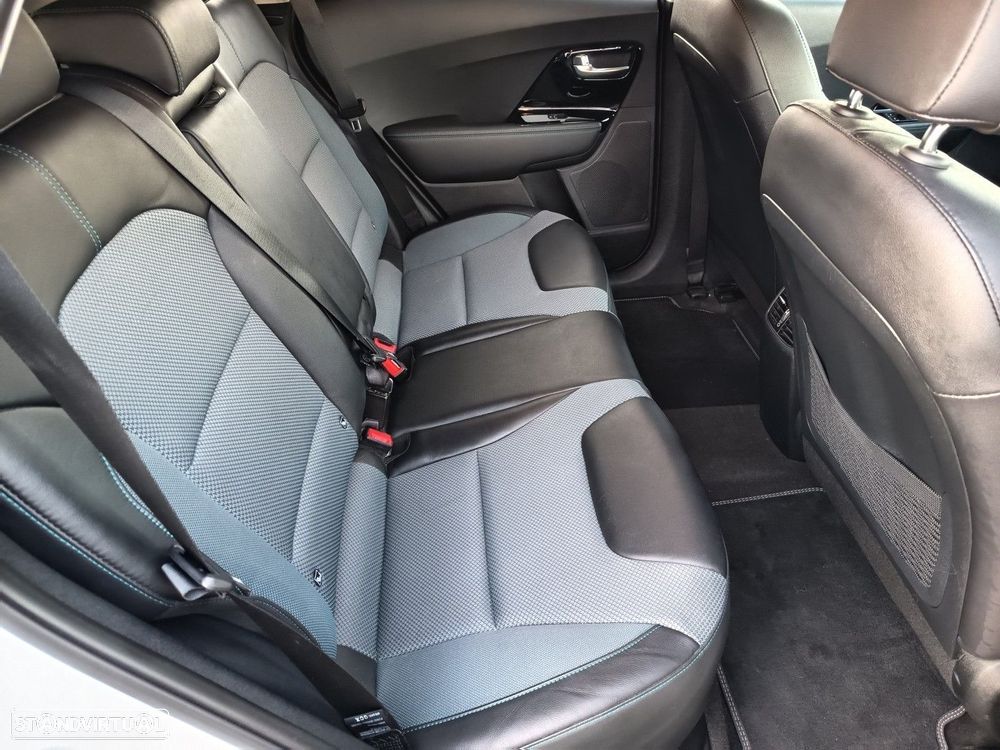Kia e-Niro 64kWh - 11