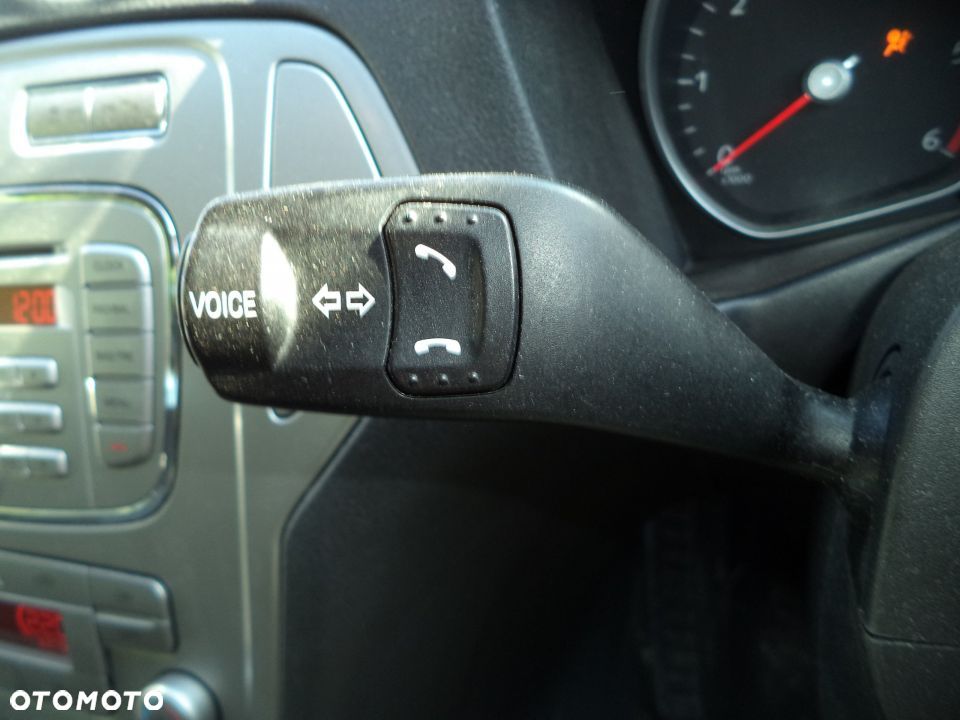 Przełącznik kierunkowskazów i telefonu Mondeo MK4 - 1
