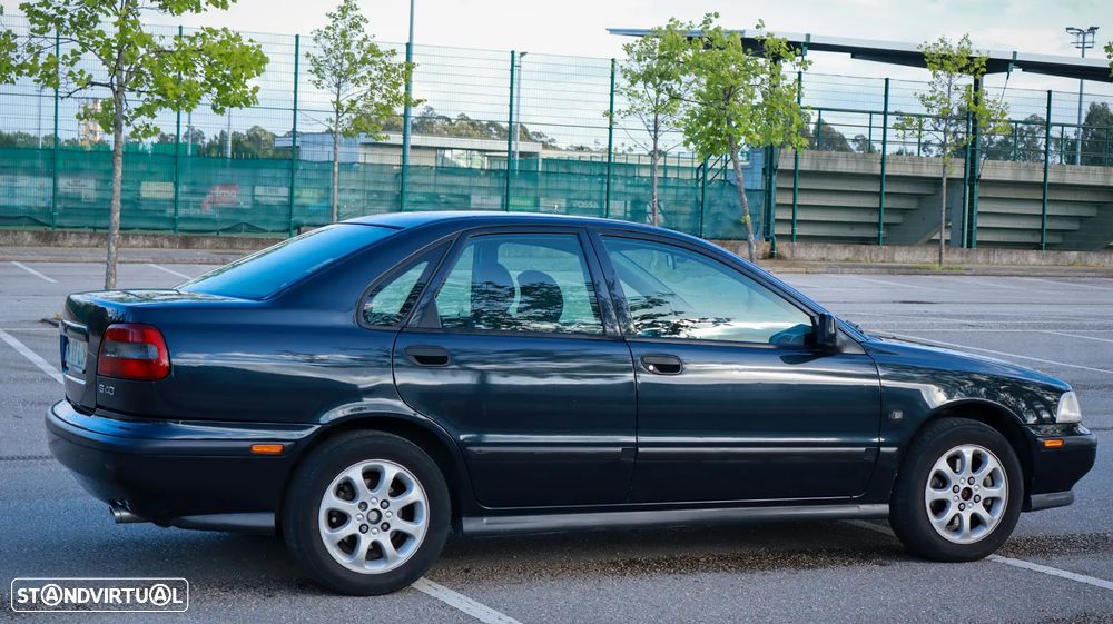 Volvo S40 1.6 - 5