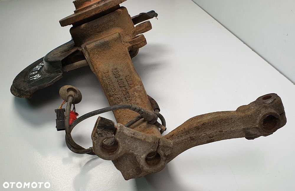 PIASTA ZWROTNICA PRAWY PRZÓD VW PASSAT B5 W8 4B3407258A - 4