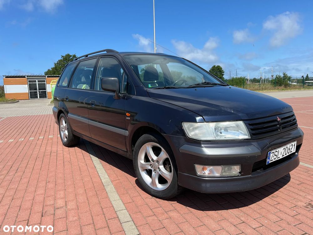 Mitsubishi Space Wagon 2.4 GDI Family - 6