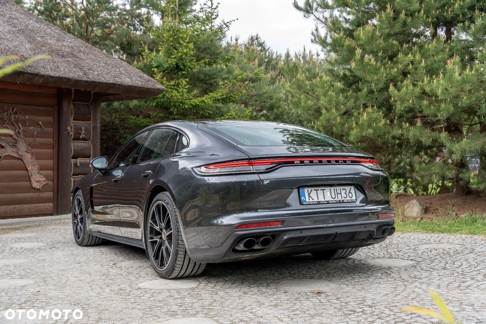 Porsche Panamera 4S - 12