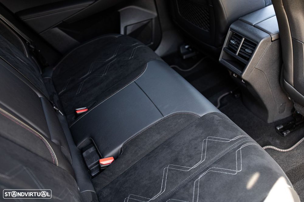 DS DS7 Crossback E-Tense Performance Line EAT8 - 33