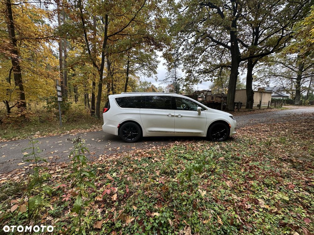 Chrysler Pacifica