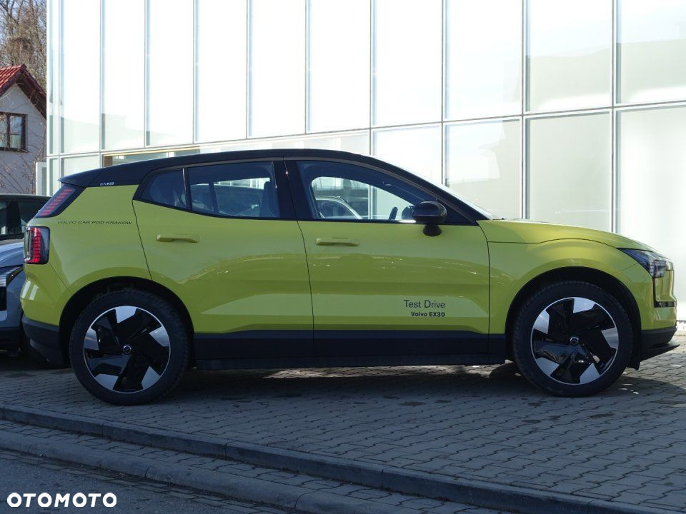 Volvo EX30 - 9