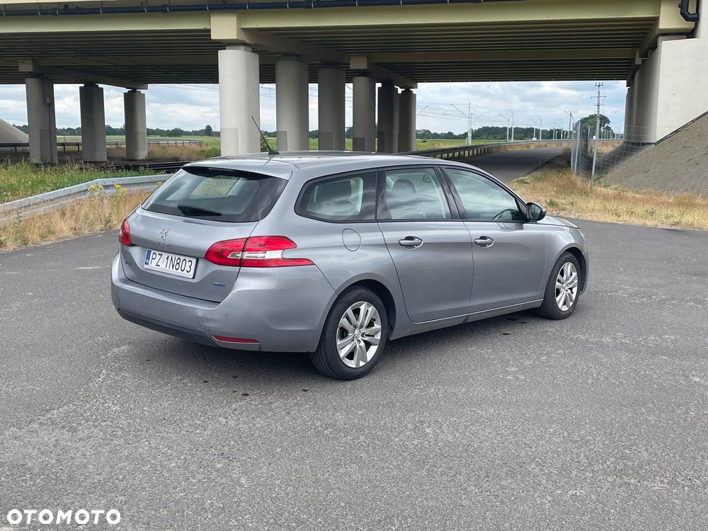 Peugeot 308 - 5