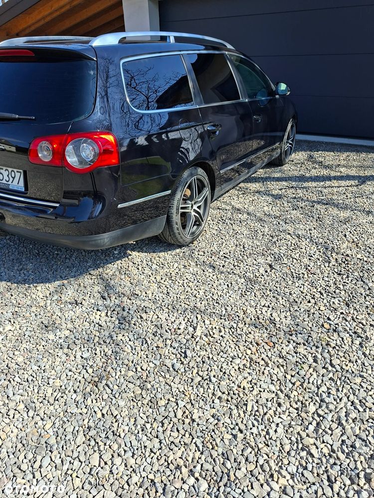 Volkswagen Passat - 14