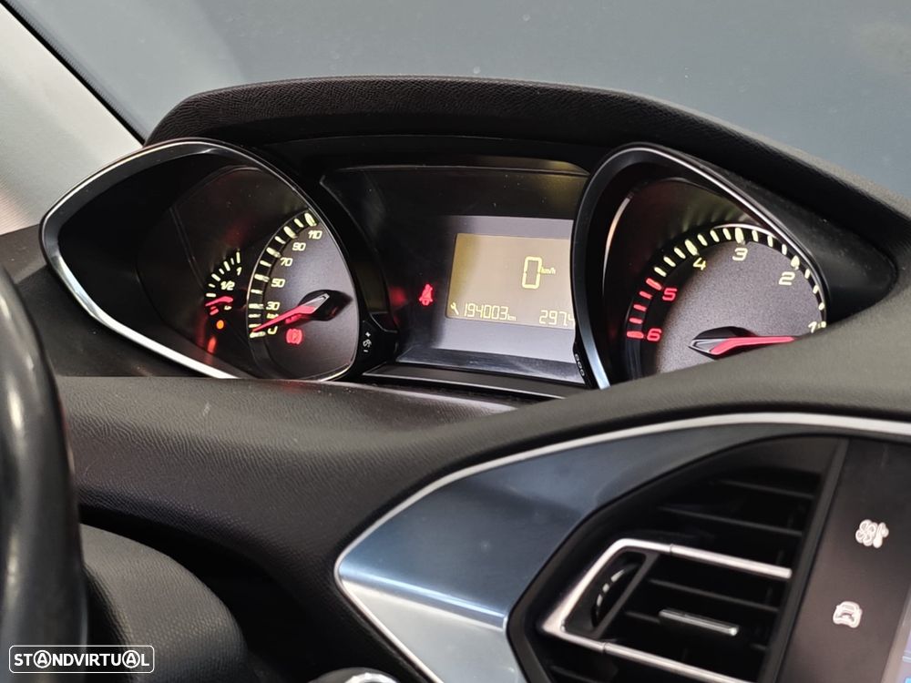 Peugeot 308 SW e-HDi 115 Stop & Start Active - 44