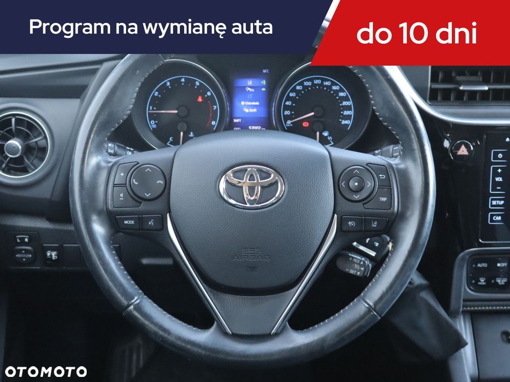 Toyota Auris - 19