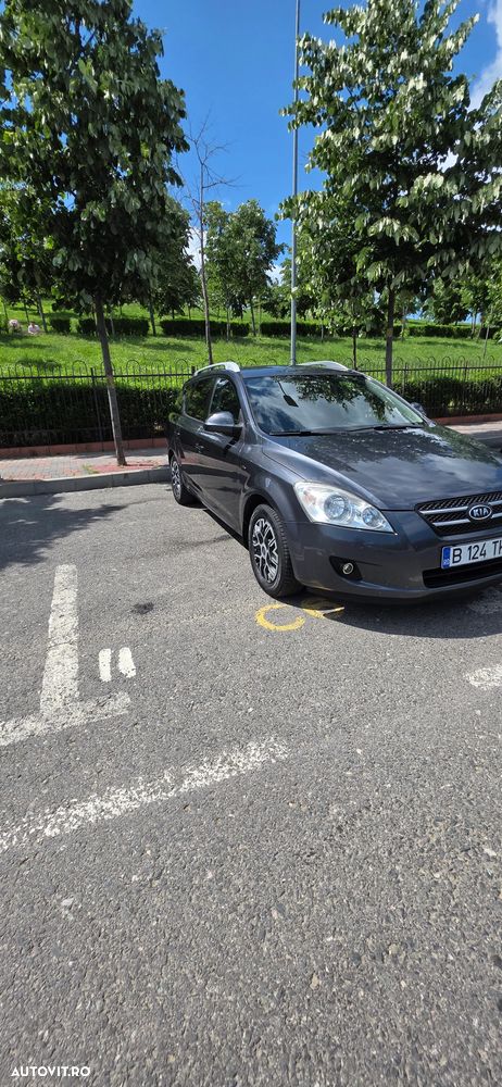 Kia Ceed - 3