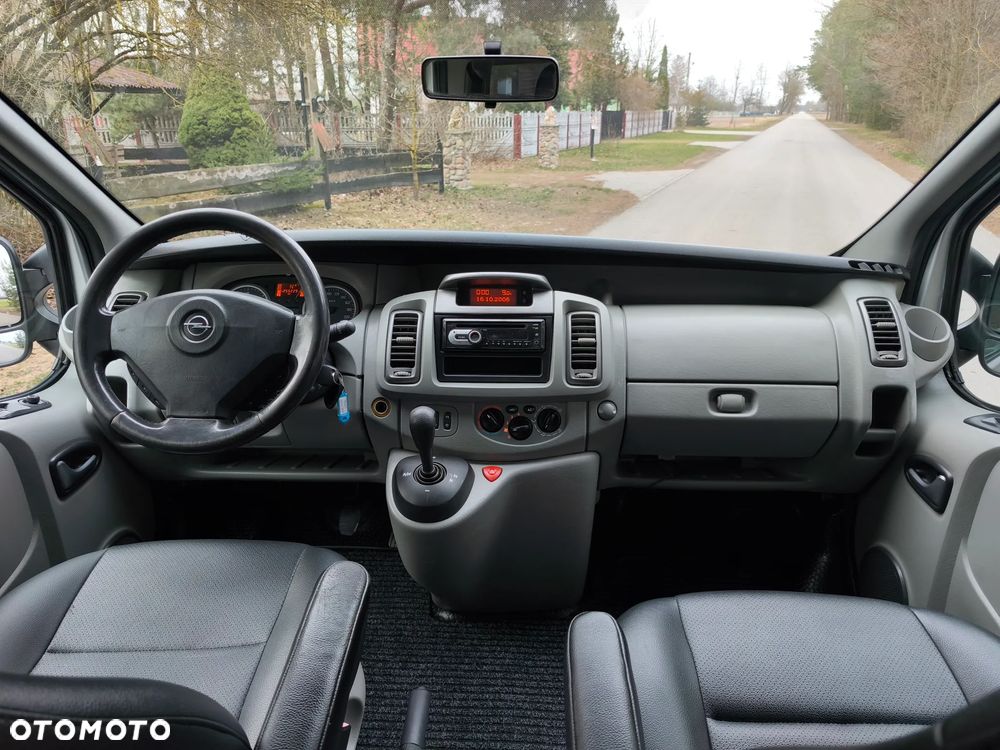 Opel Vivaro - 16