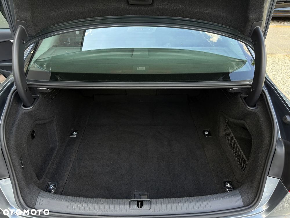 Audi A4 Limousine 2.0 TFSI ultra S tronic design - 36