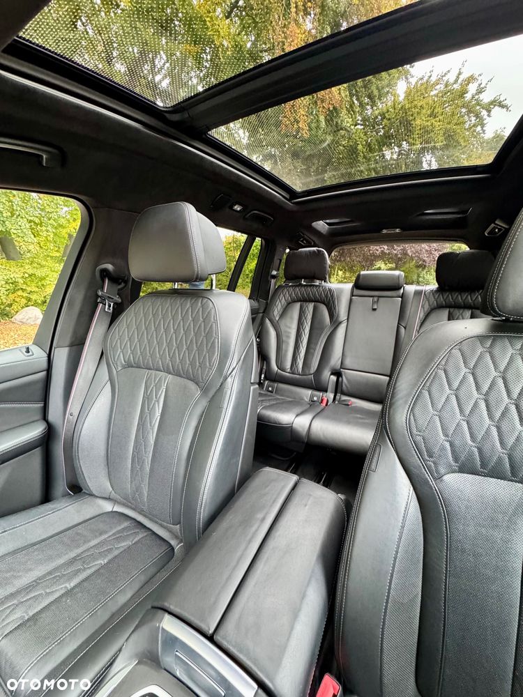 BMW X7 - 10