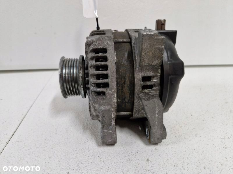 TOYOTA YARIS 3 III AURIS II TREZIA VERSO S 1.4 D D4D ALTERNATOR 27060-33110 - 6