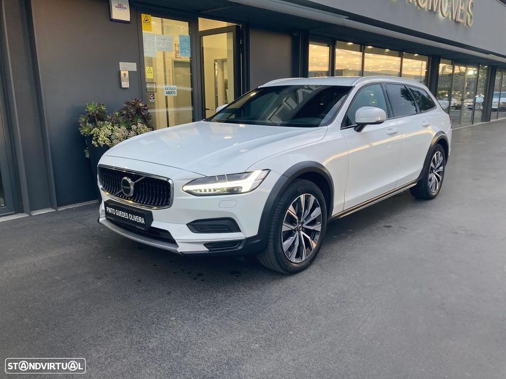 Volvo V90 Cross Country 2.0 D5 Pro AWD Geartronic - 1