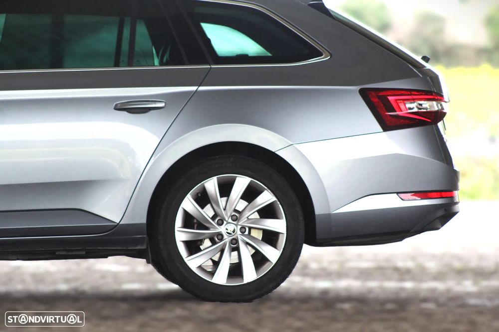 Skoda Superb Break 1.6 TDI Style DSG - 13