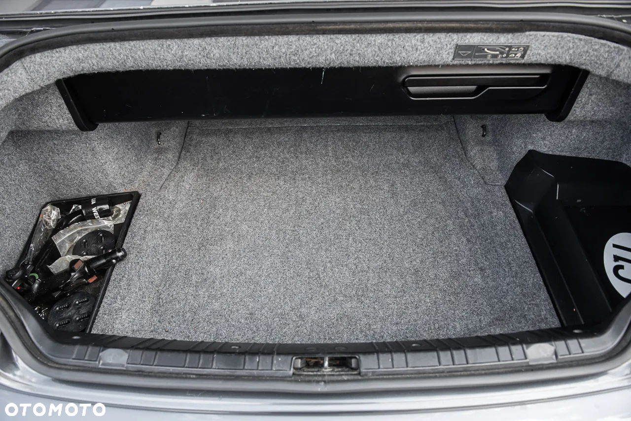 BMW Seria 3 330Ci - 23