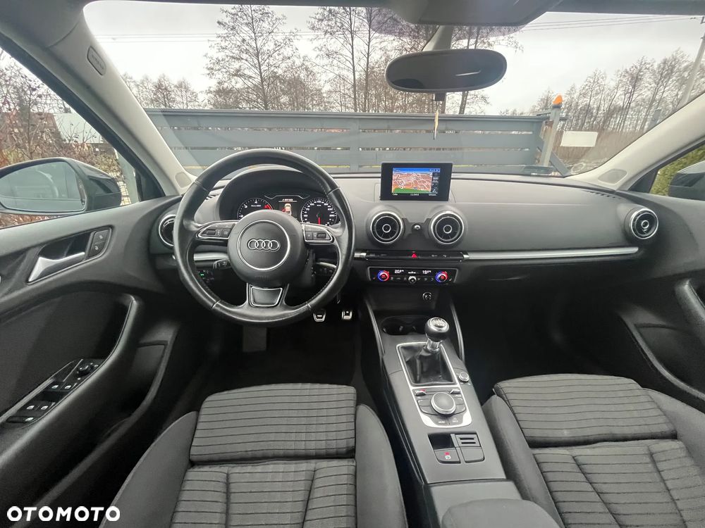 Audi A3 Limousine 2.0 TDI S line Sportpaket - 24