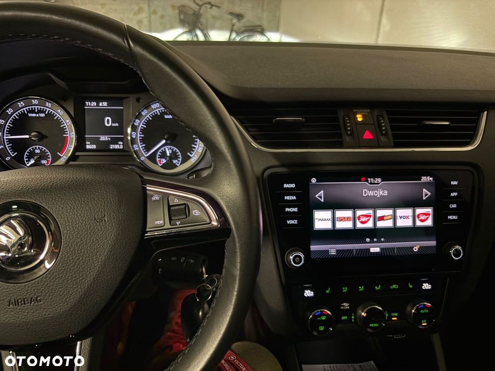 Skoda Octavia 2019 photo 2