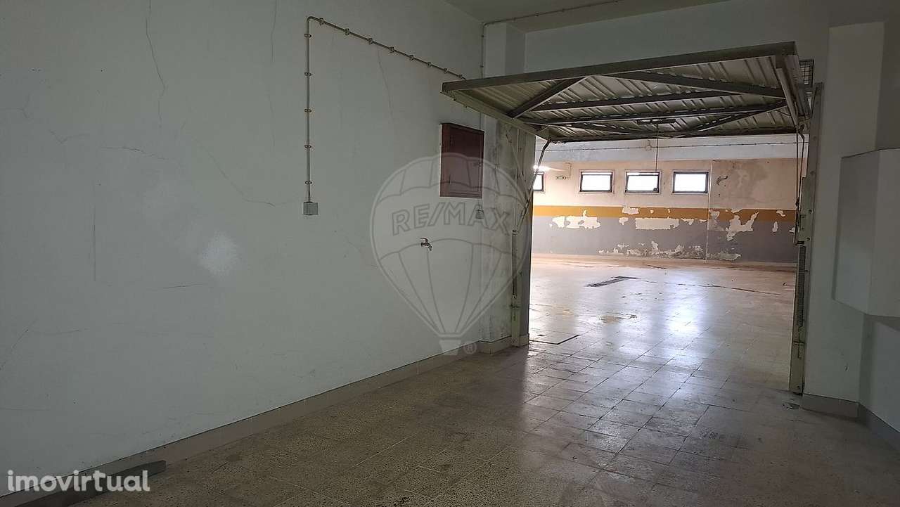 Garagem  para arrendamento - Grande imagem: 4/6
